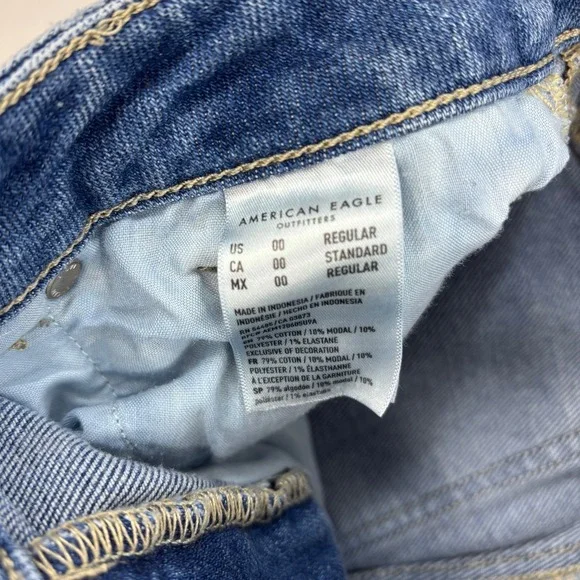 AMERICAN EAGLE Womens Mom Jean Distressed Stretch High Rise Blue Denim Size 00 - Picture 5 of 10